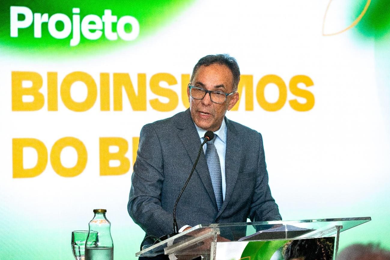 Diretor-presidente na CropLife Brasil, Eduardo Leão