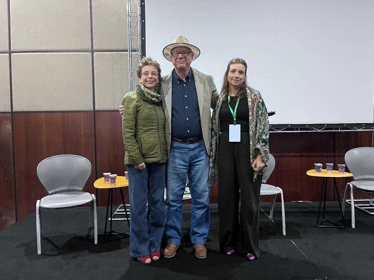 Rita Poli (moderadora), Nelson de Sousa Cunha (Minasplan) e Renata Meliga (CLB)